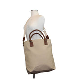 Model with Jute Flight Bag